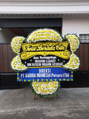 Papan Bunga Duka di Teladan